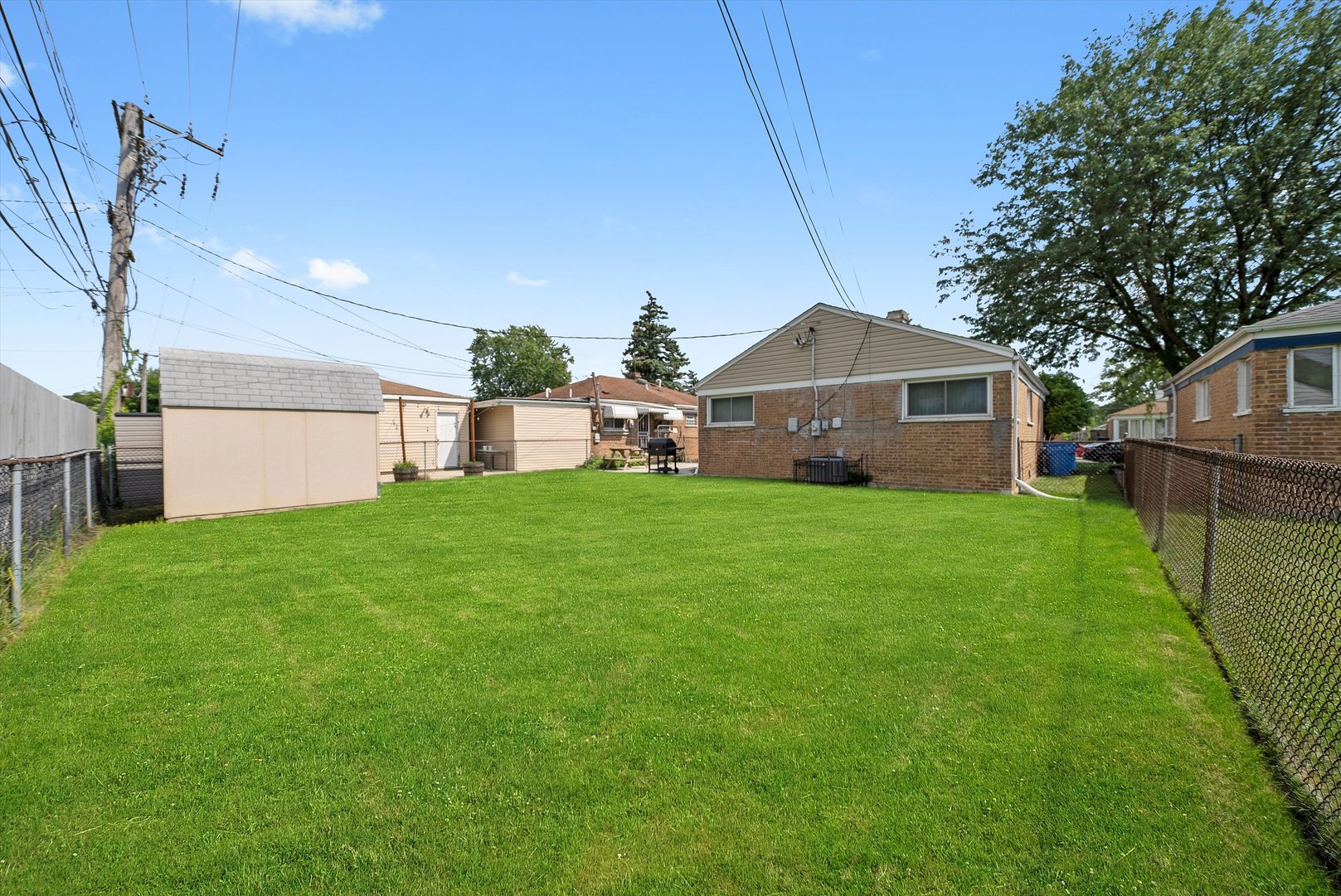 4706 W 82nd Place, Chicago, IL 60652
