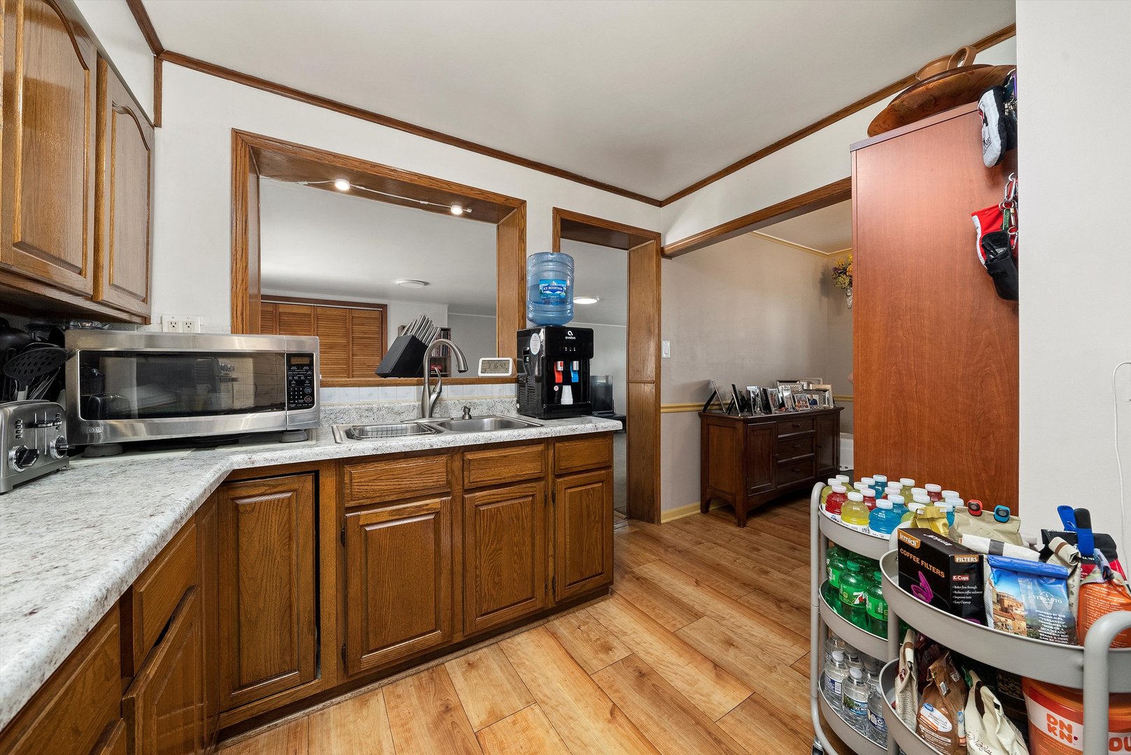 4706 W 82nd Place, Chicago, IL 60652