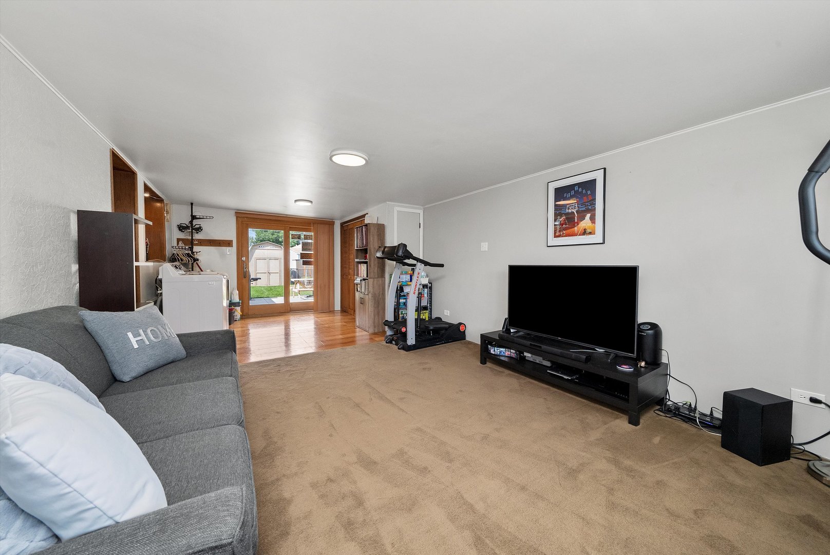4706 W 82nd Place, Chicago, IL 60652