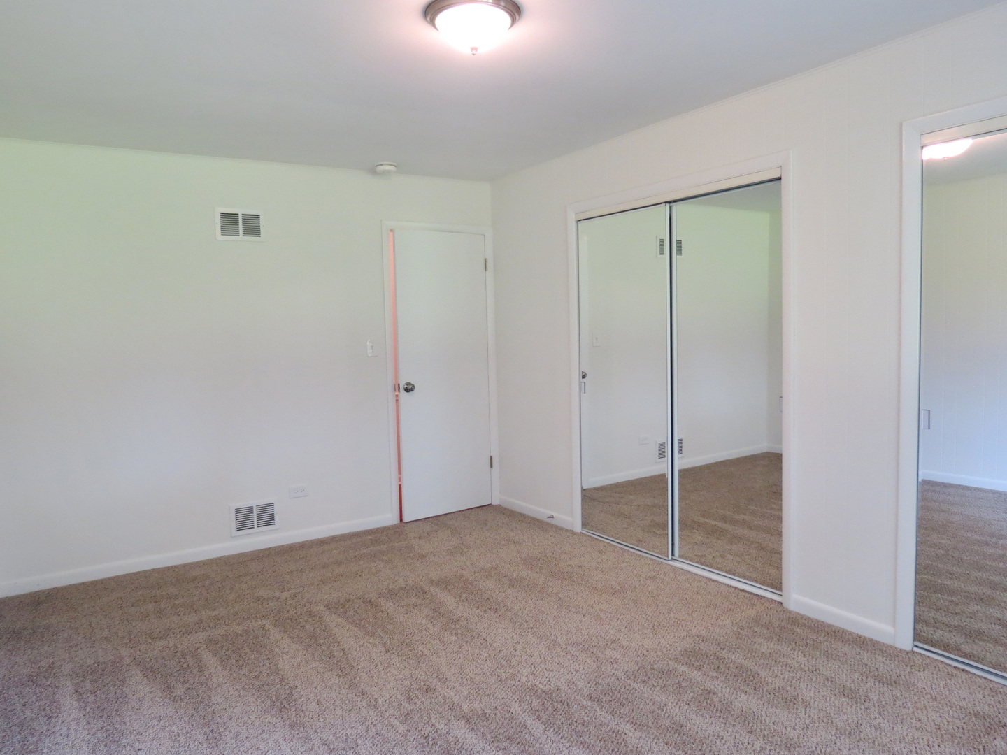 12970 Mccarthy Road, Lemont, IL 60439