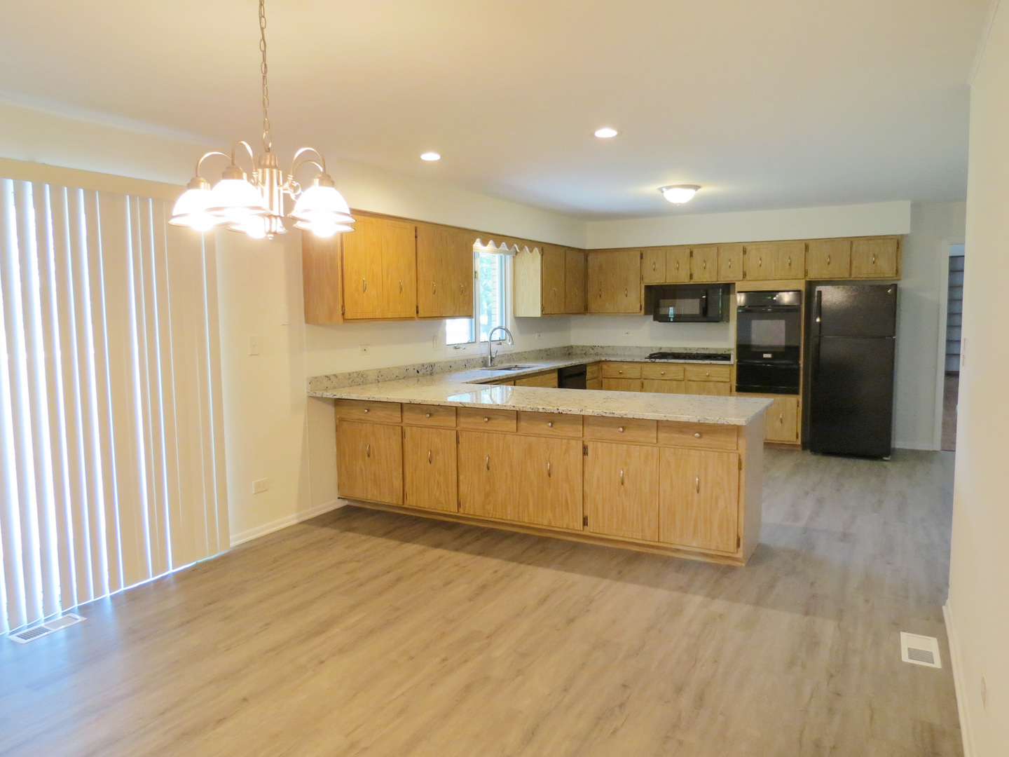 12970 Mccarthy Road, Lemont, IL 60439