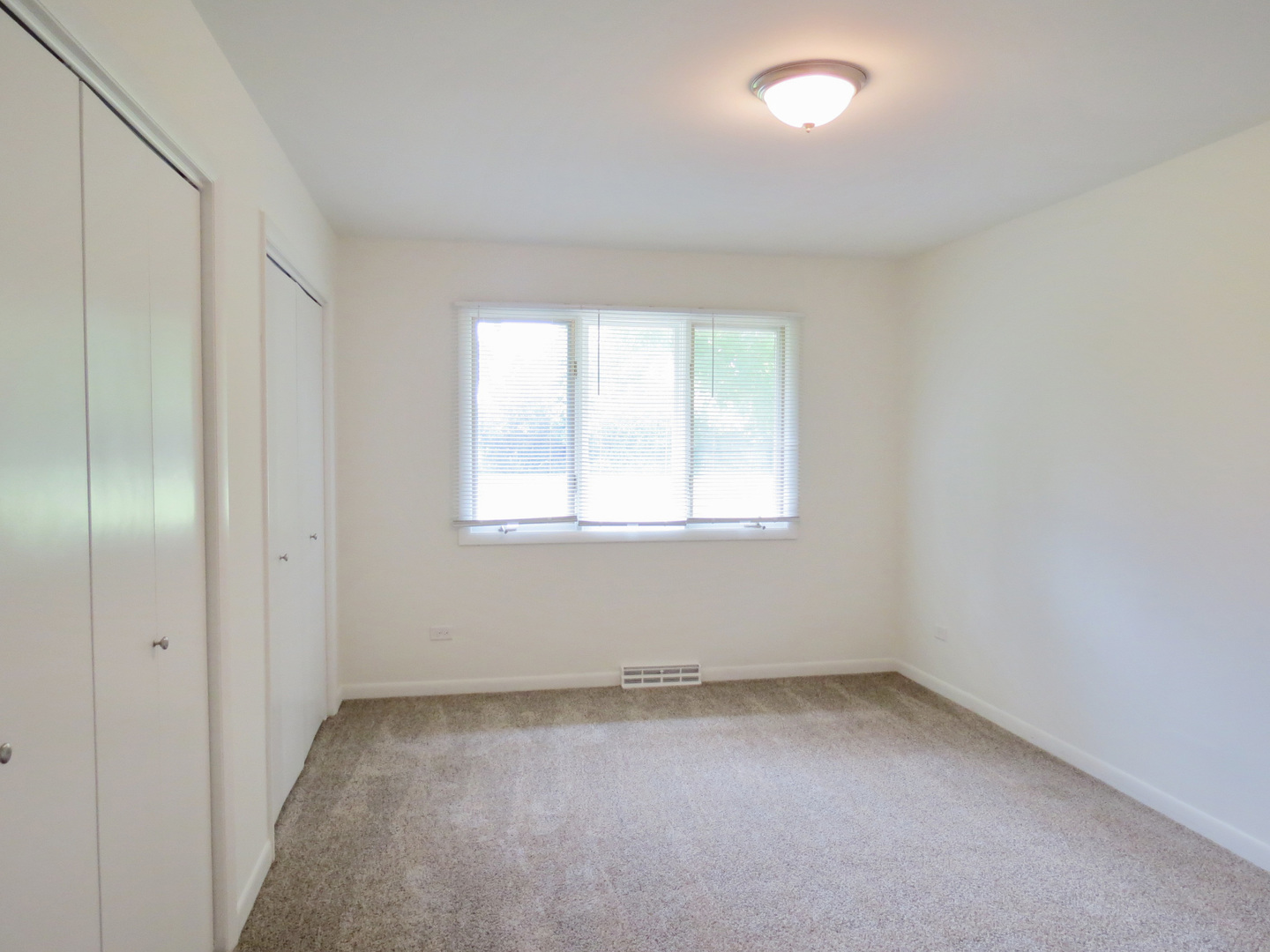 12970 Mccarthy Road, Lemont, IL 60439