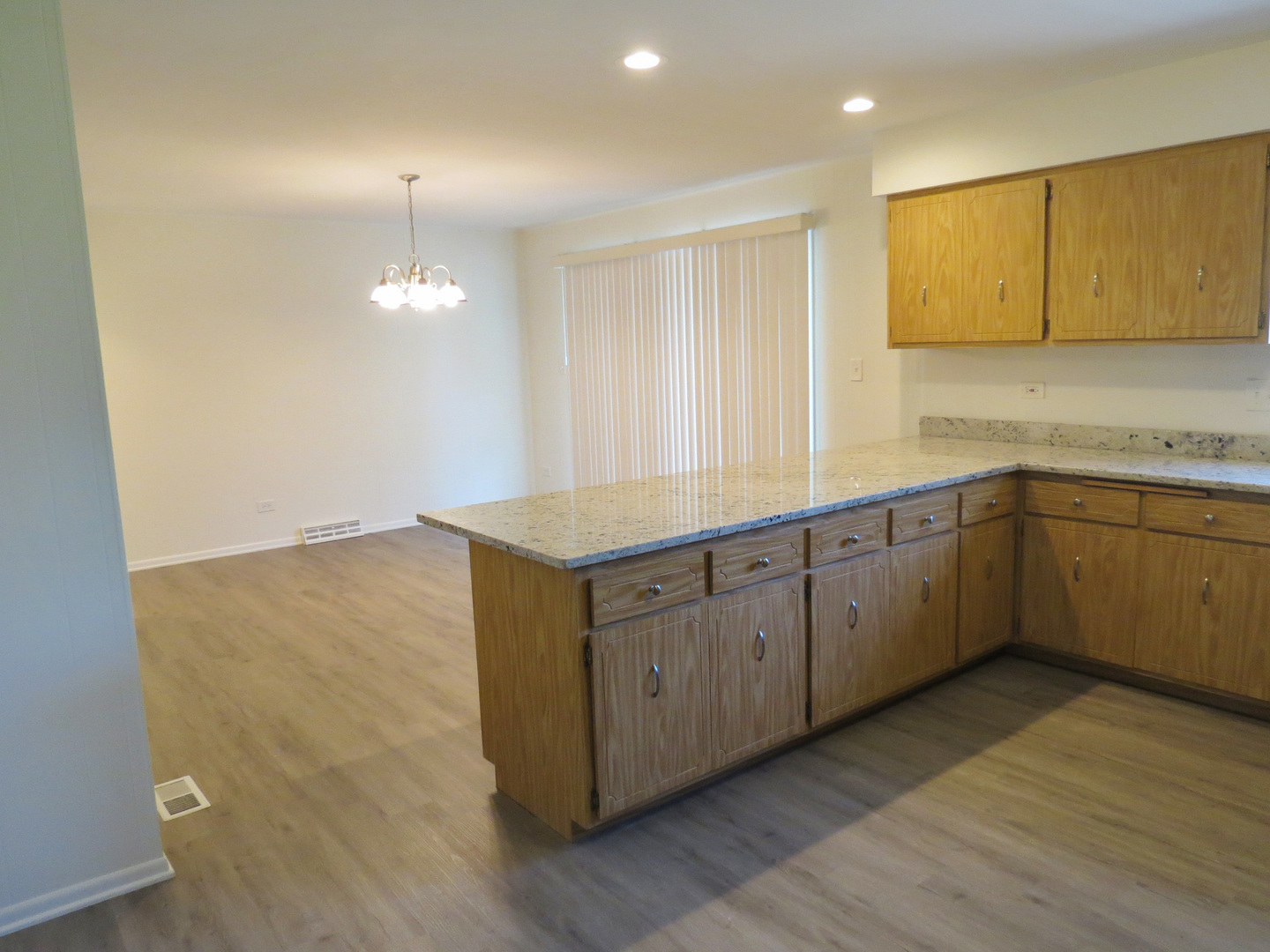 12970 Mccarthy Road, Lemont, IL 60439