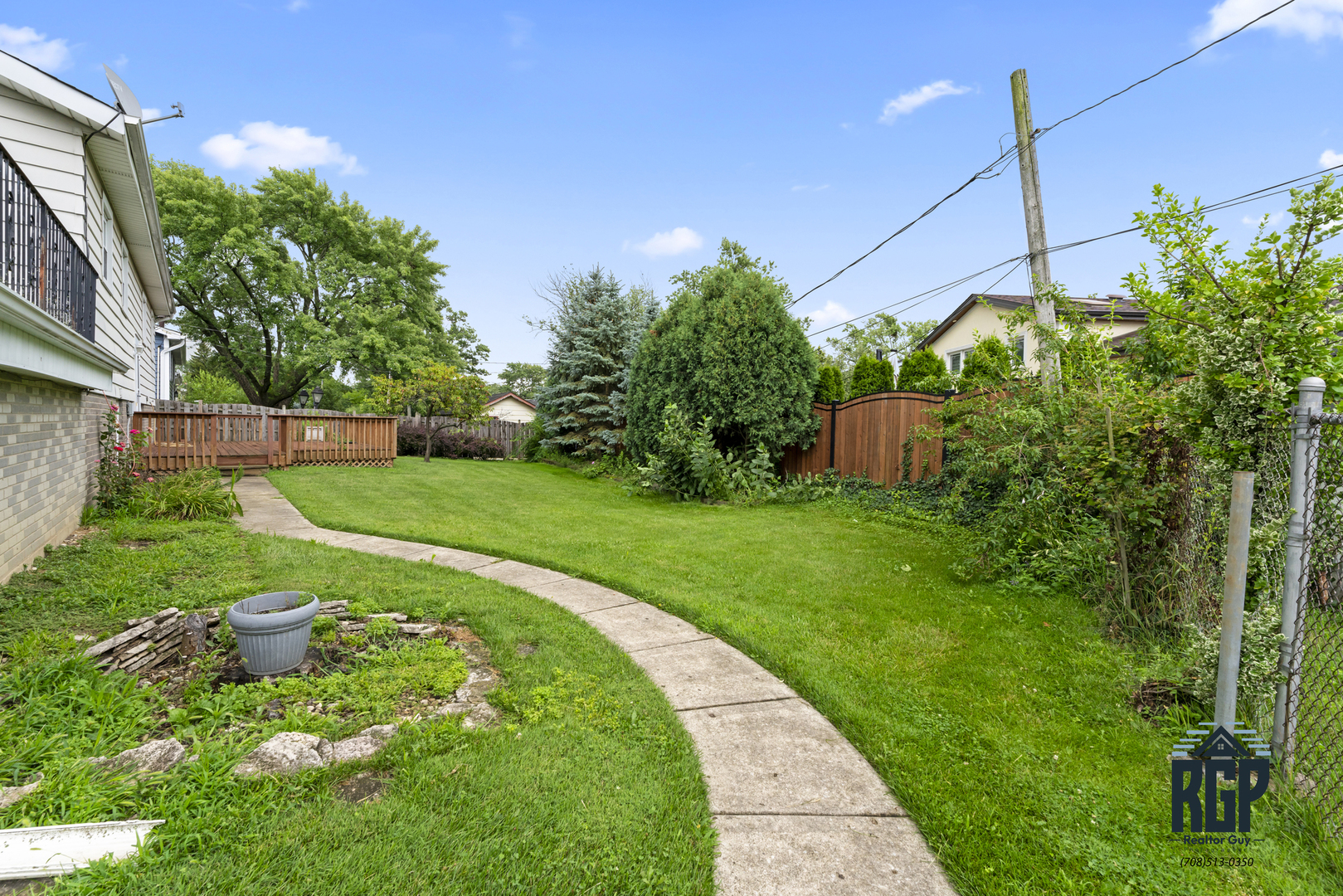 9013 W 91st Place, Hickory Hills, IL 60457