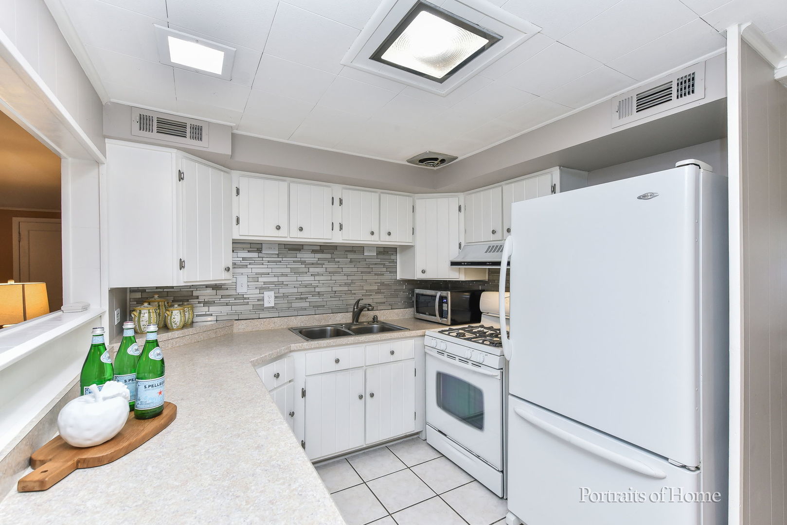 119 N Dorchester Avenue, Wheaton, IL 60187