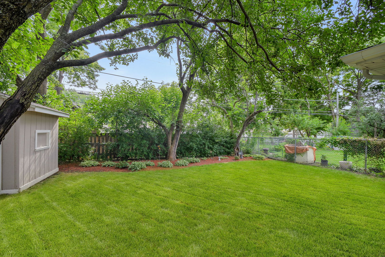 119 N Dorchester Avenue, Wheaton, IL 60187