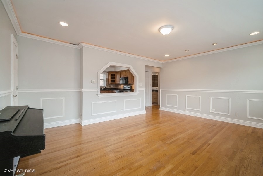 8610 W Summerdale Avenue #3N, Chicago, IL 60656