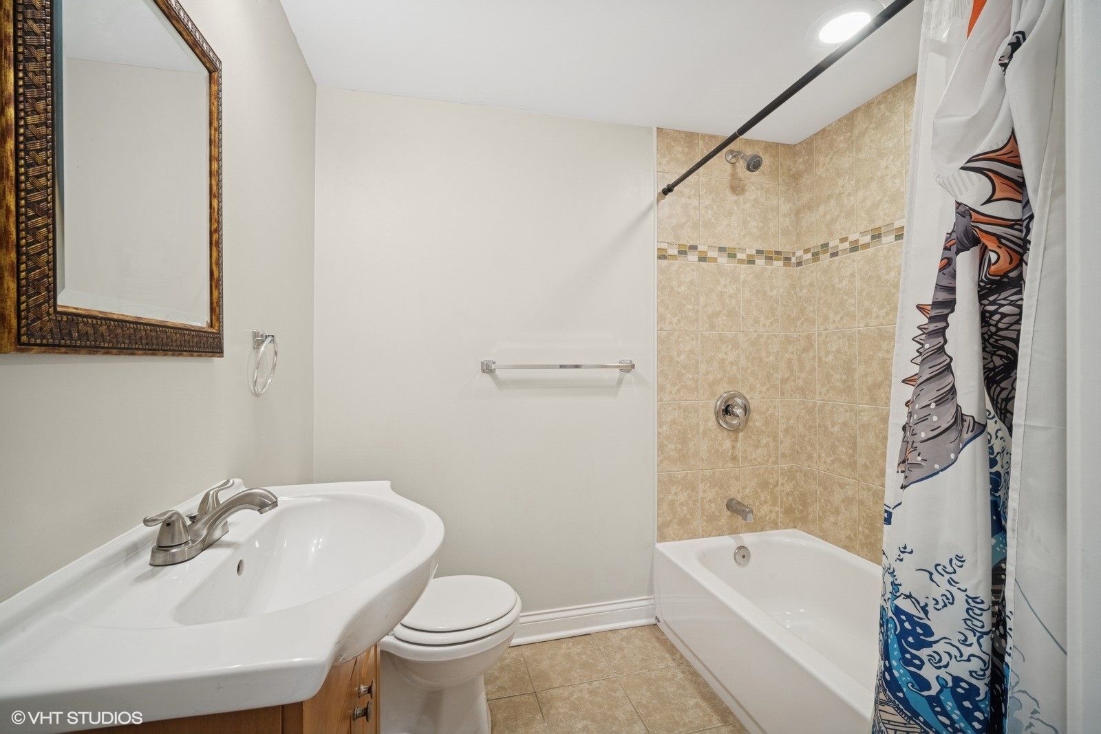 2256 N Lavergne Avenue, Chicago, IL 60639