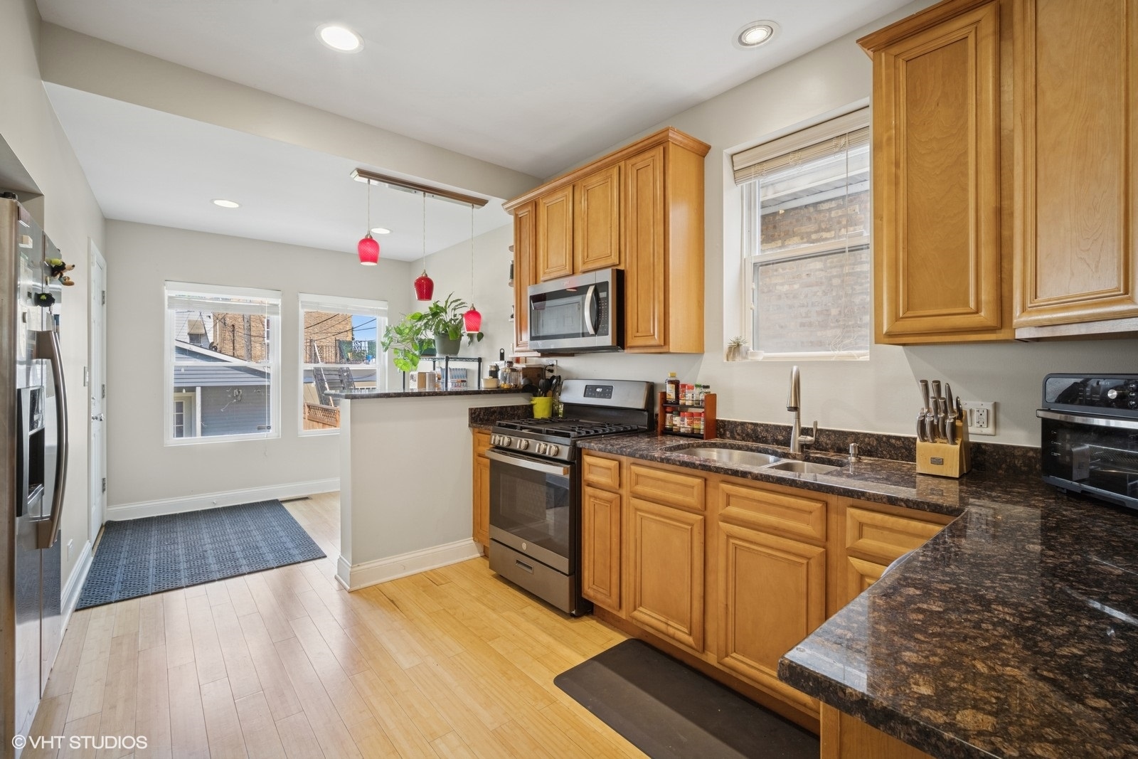 2256 N Lavergne Avenue, Chicago, IL 60639
