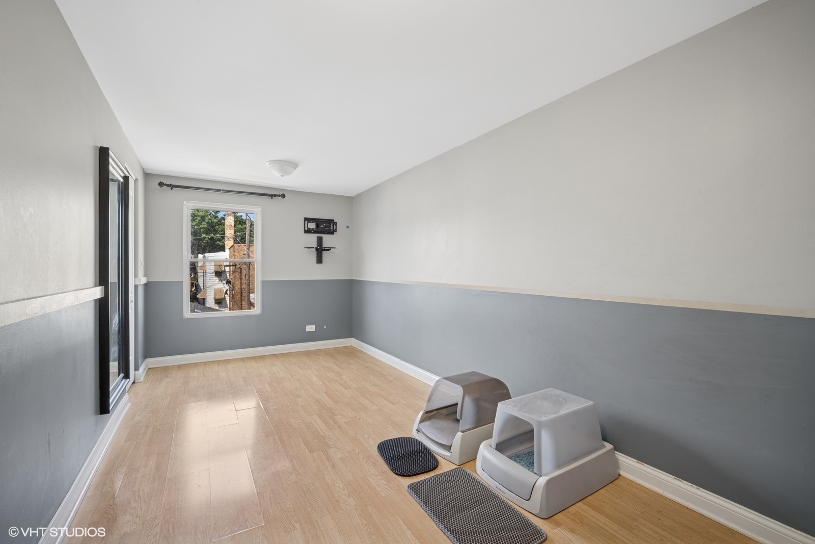 2256 N Lavergne Avenue, Chicago, IL 60639
