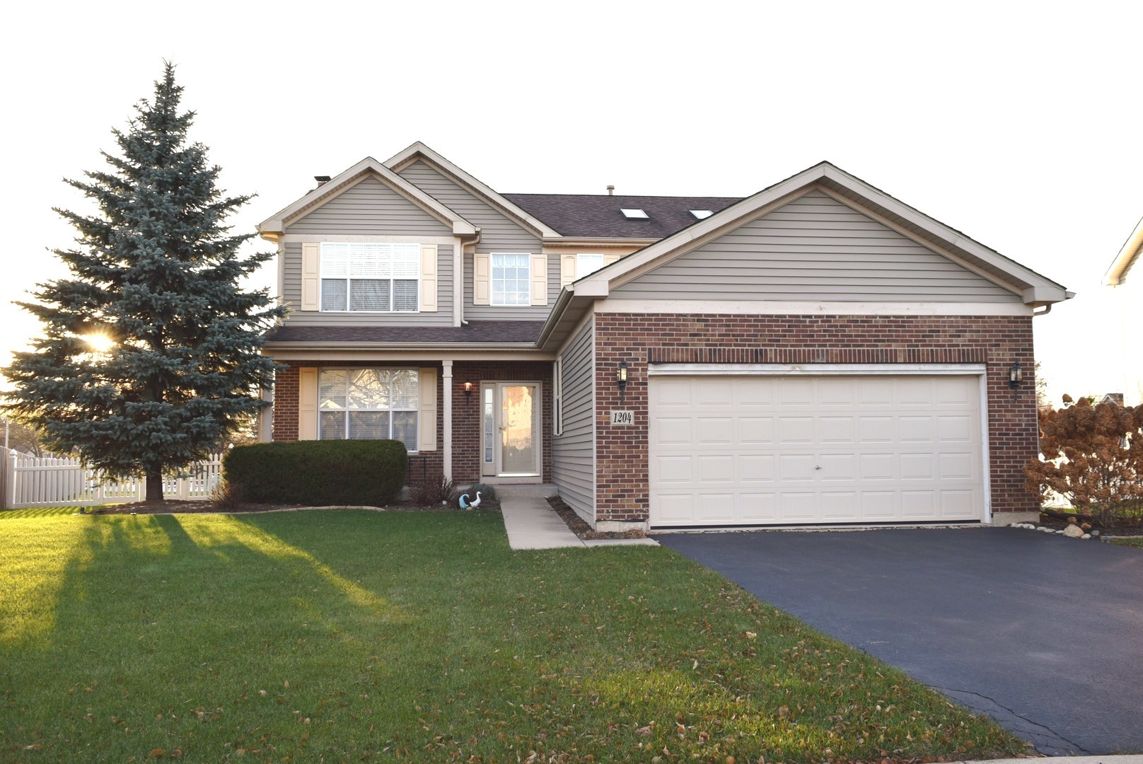 1204 FREDERICK Court, Elgin, IL 60120