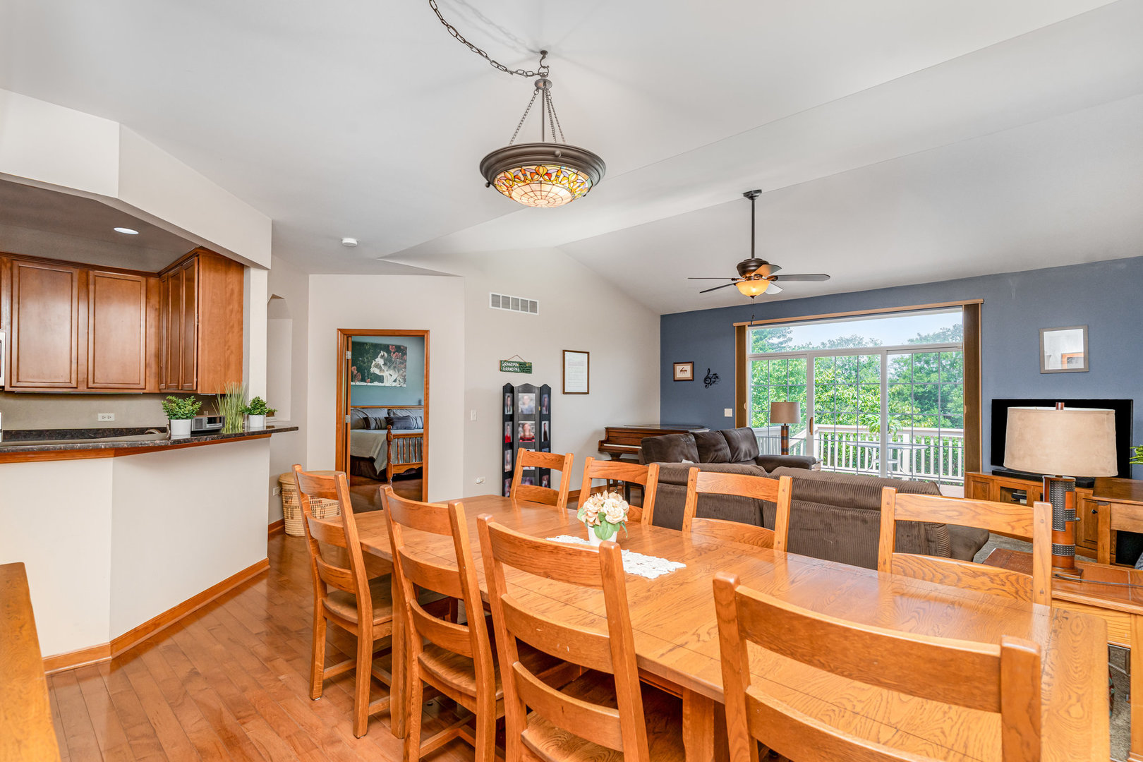 1460 Sedona Avenue, Aurora, IL 60504