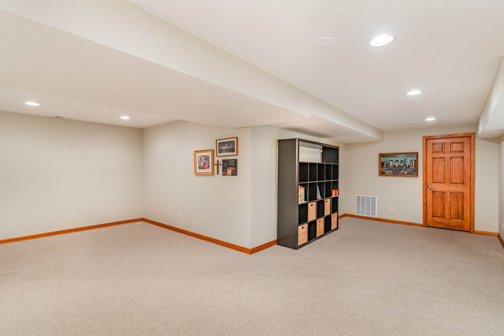 1460 Sedona Avenue, Aurora, IL 60504