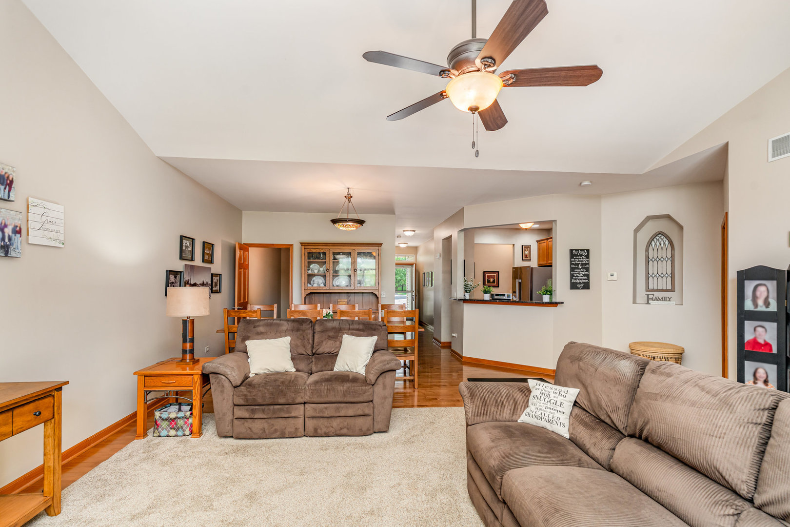 1460 Sedona Avenue, Aurora, IL 60504