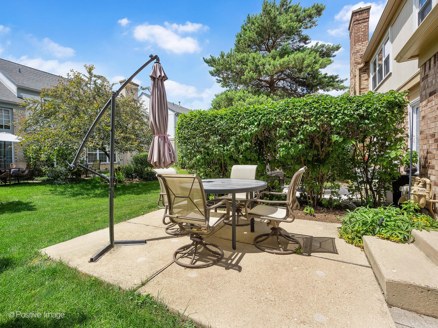 130 Chambord Court, Bloomingdale, IL 60108