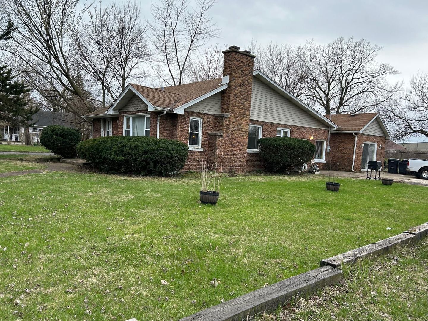 14900 Perry Avenue, South Holland, IL 60473