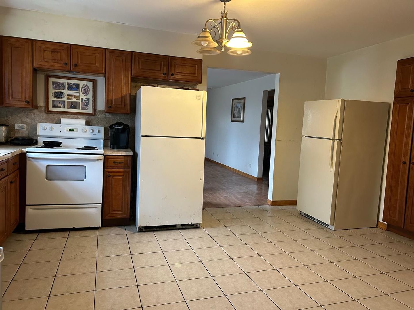 14900 Perry Avenue, South Holland, IL 60473
