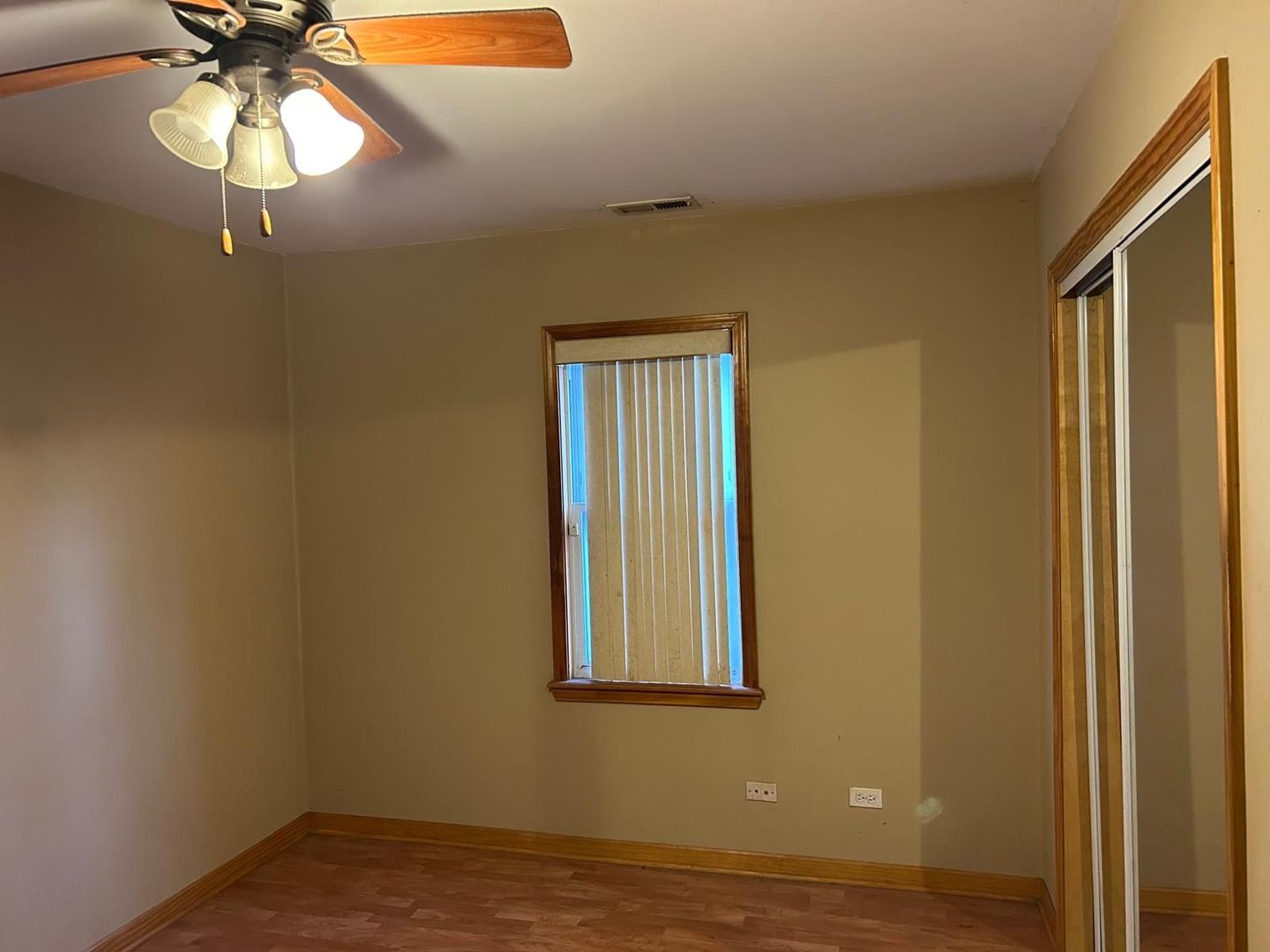 14900 Perry Avenue, South Holland, IL 60473