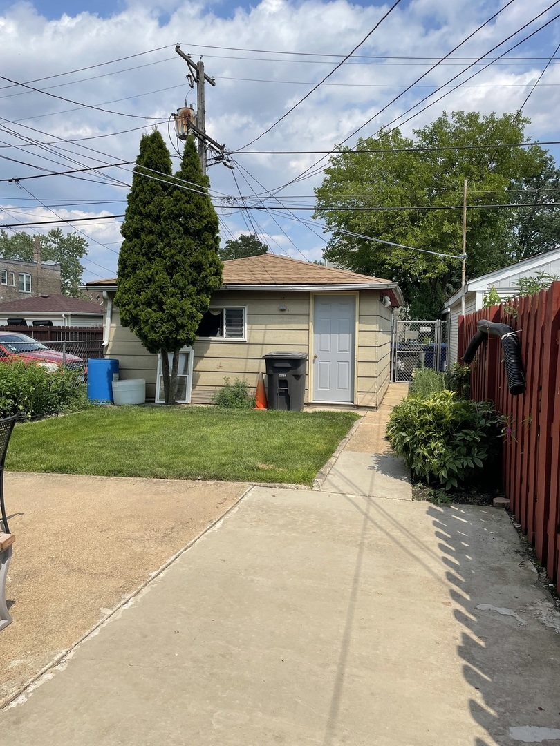 1417 S 51ST Avenue, Cicero, IL 60804