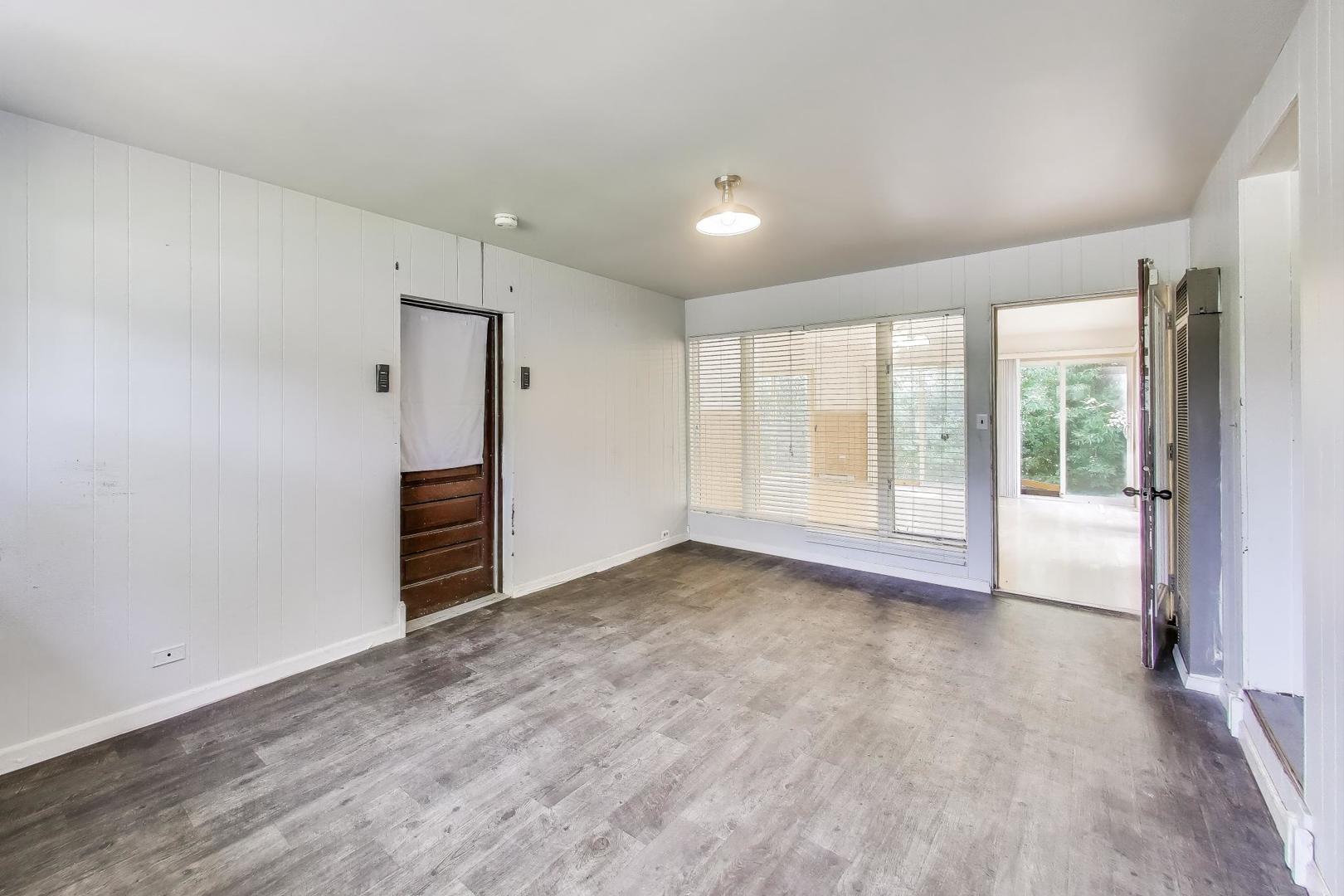 2102 Salem Boulevard, Zion, IL 60099