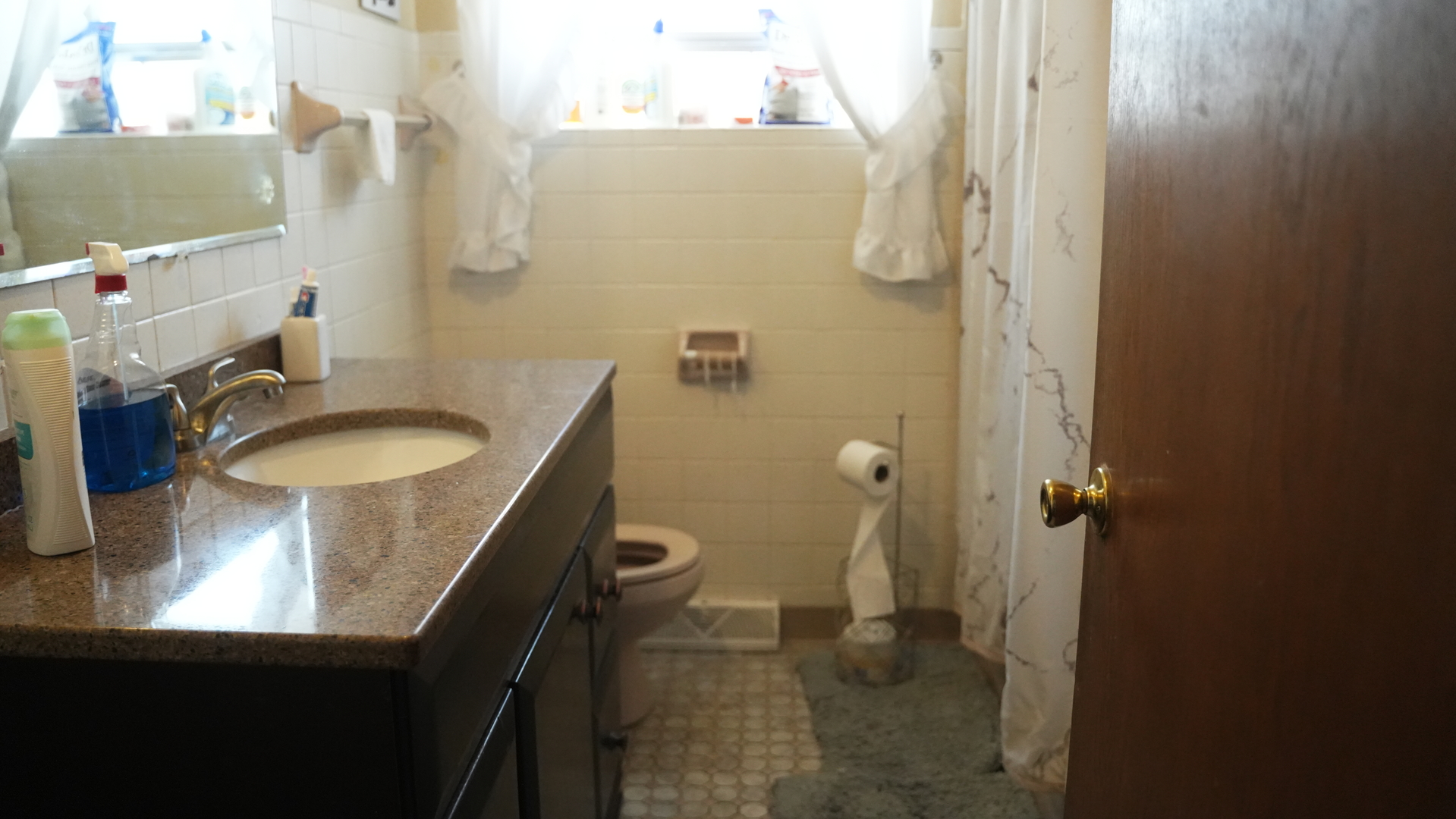 2949 W 100th Street, Evergreen Park, IL 60805