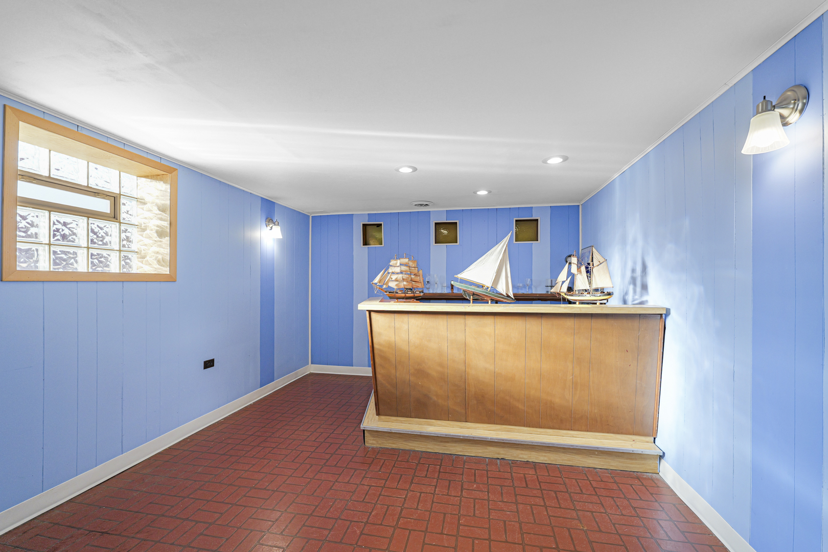 2949 W 100th Street, Evergreen Park, IL 60805