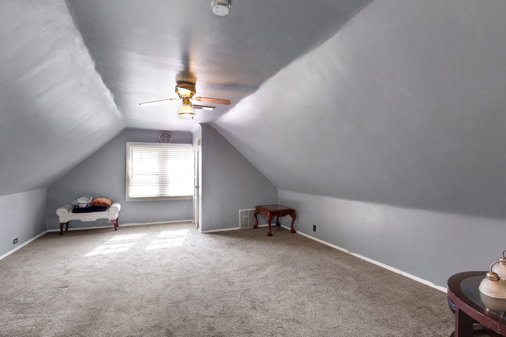 10327 S Calumet Avenue, Chicago, IL 60628