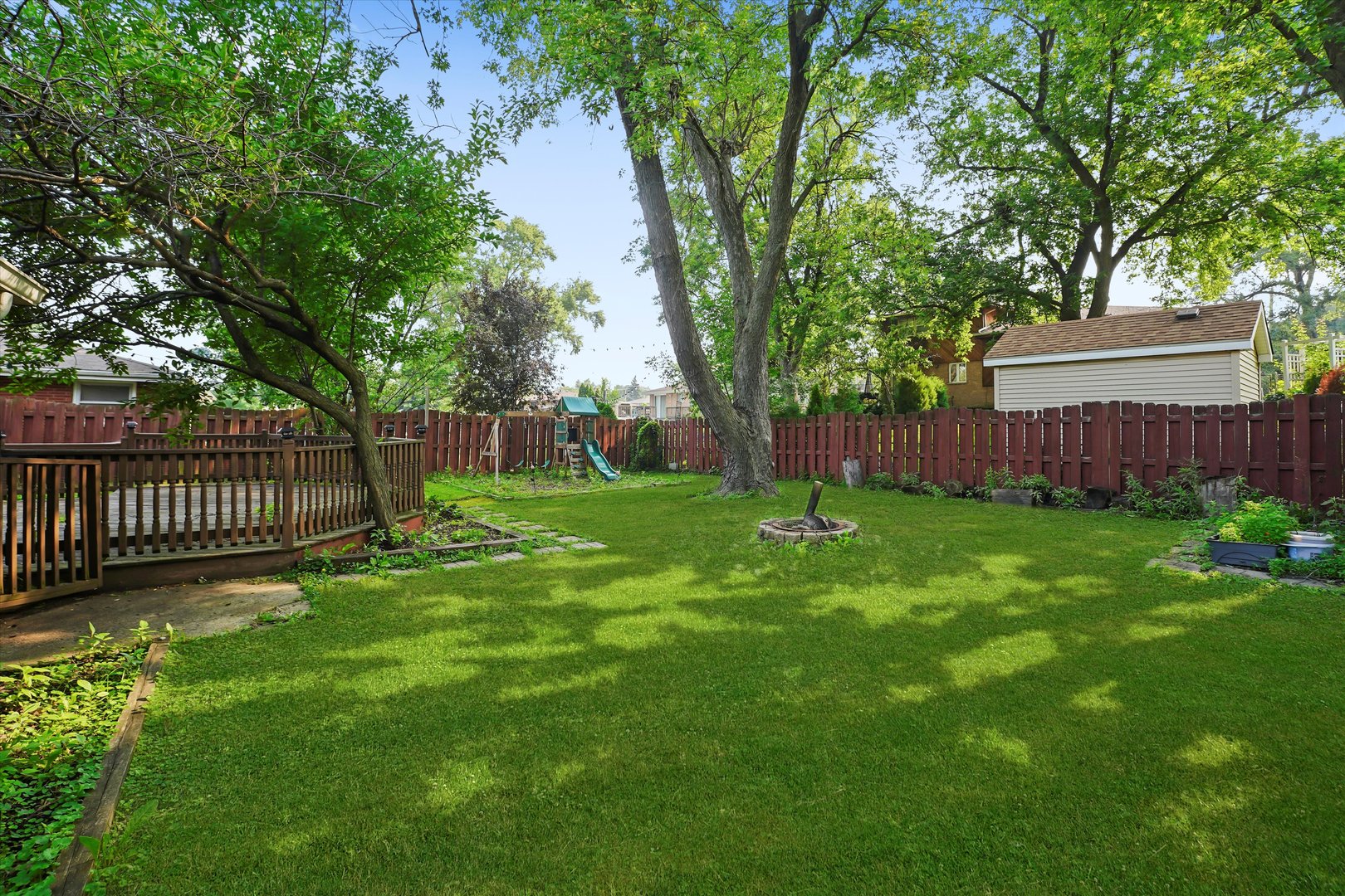 8931 S 83rd Court, Hickory Hills, IL 60457