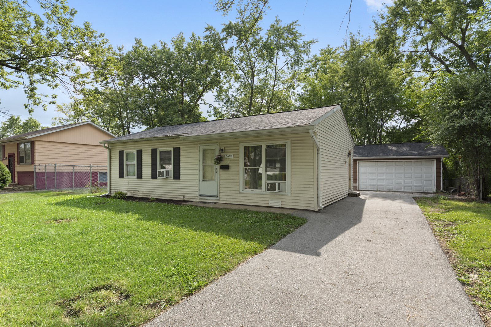 22204 Kostner Avenue, Richton Park, IL 60471