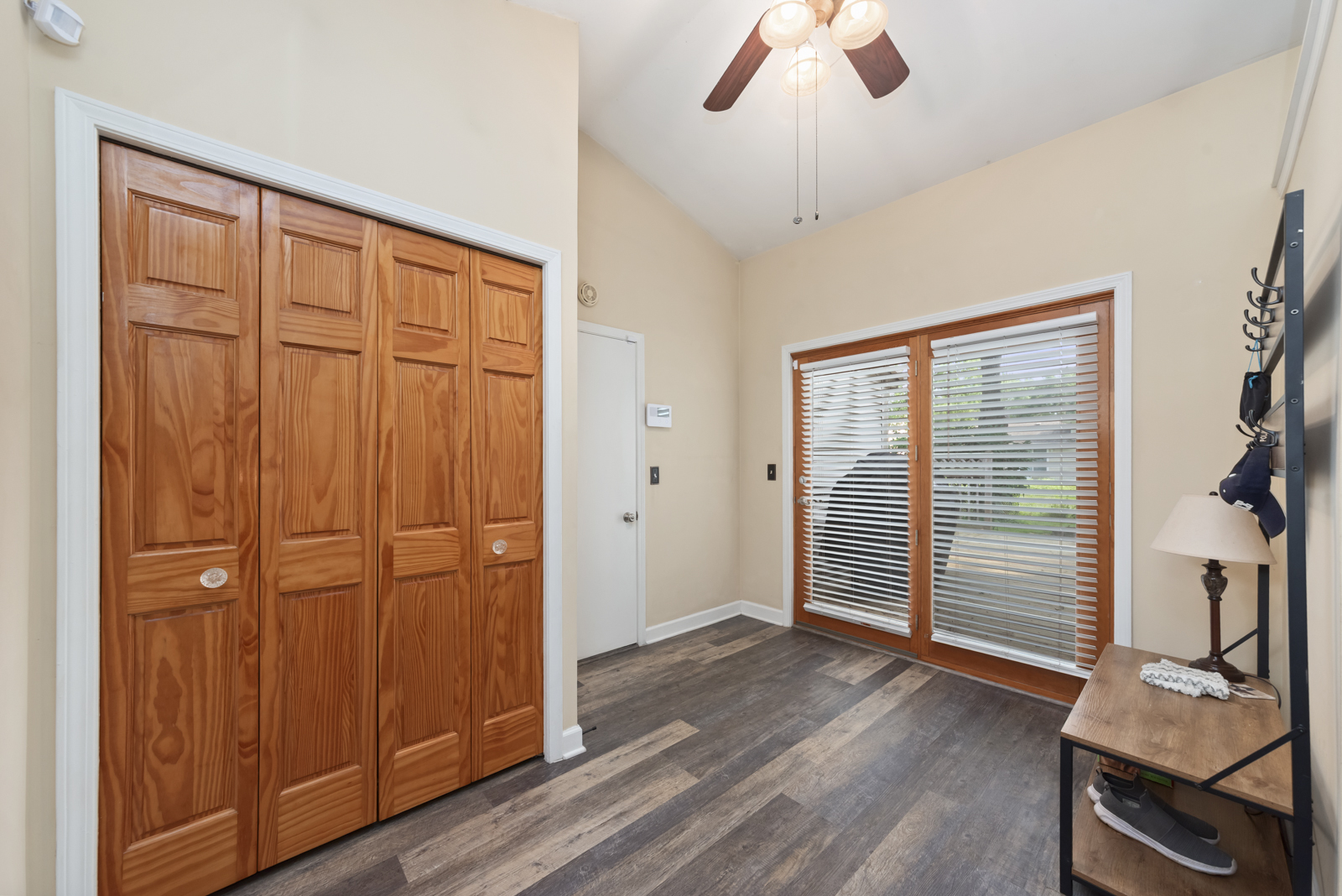745 Merrimac Street, Cary, IL 60013