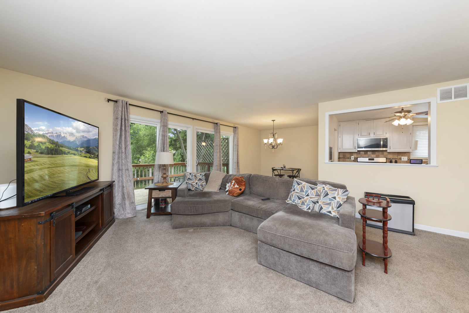 745 Merrimac Street, Cary, IL 60013