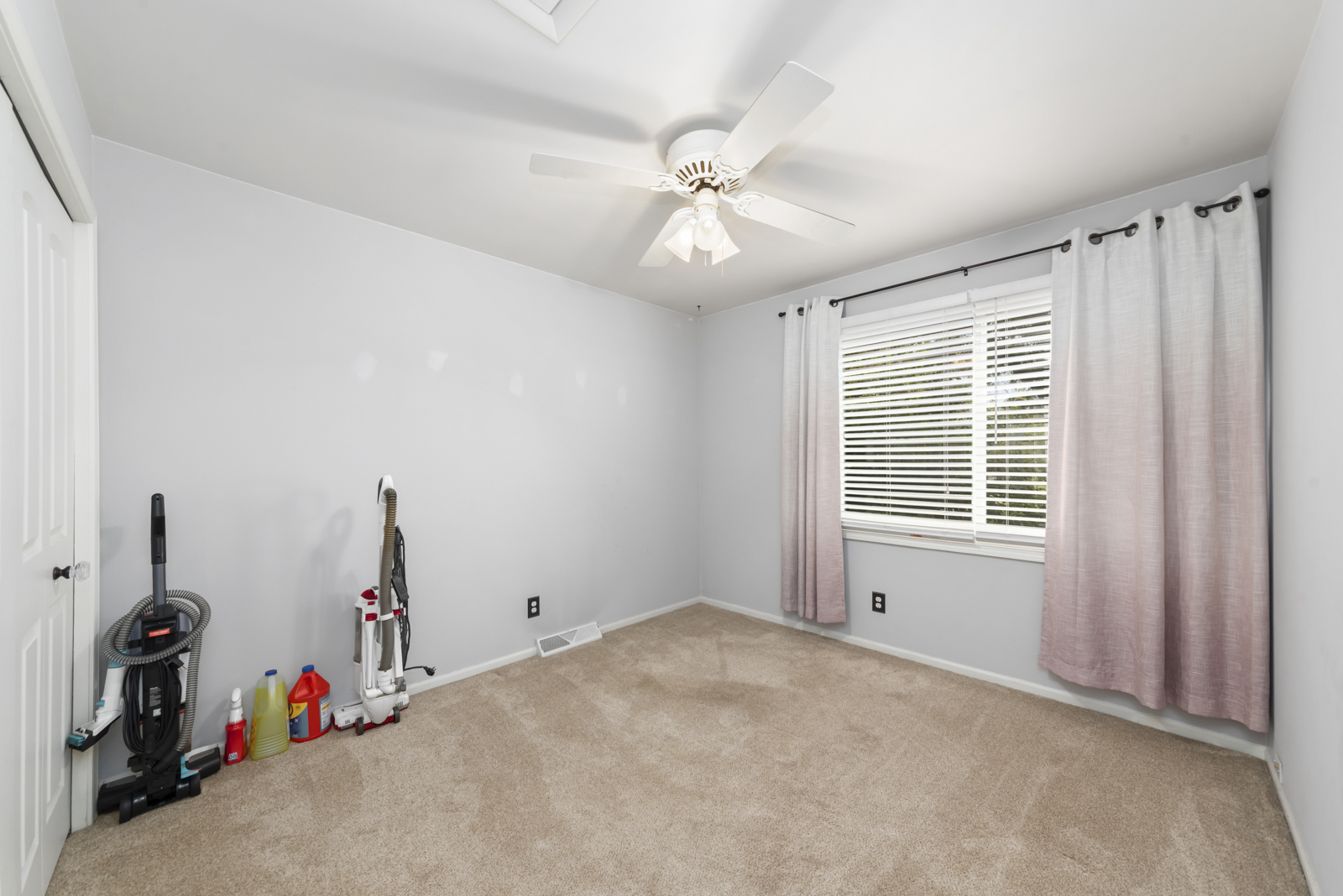745 Merrimac Street, Cary, IL 60013