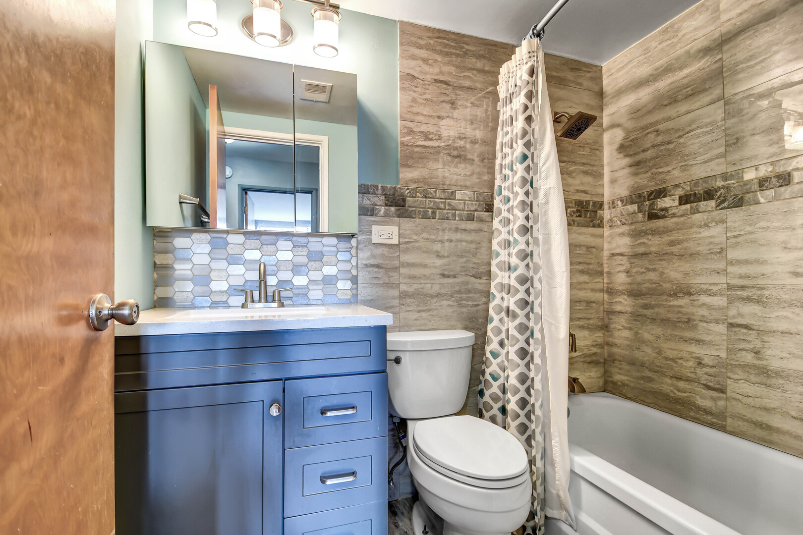 9740 S Pulaski Road #306, Oak Lawn, IL 60453