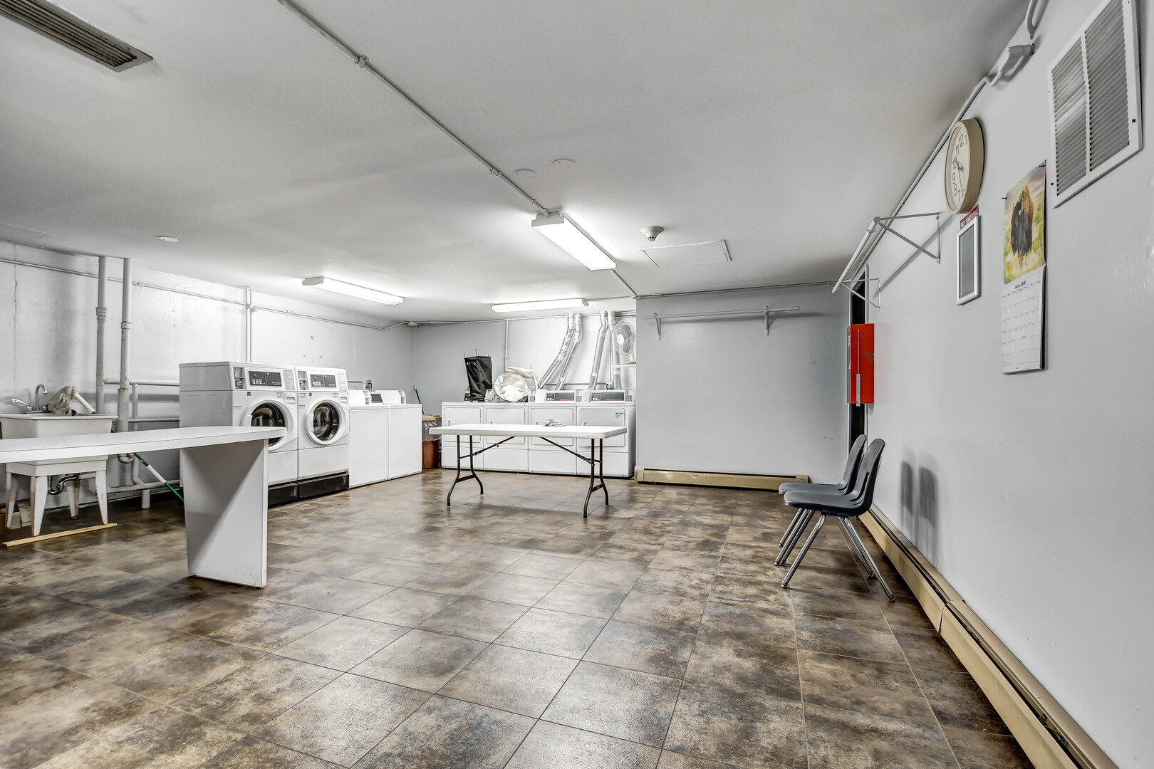 9740 S Pulaski Road #306, Oak Lawn, IL 60453