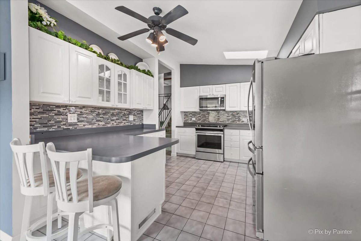 9310 Mansfield Avenue, Morton Grove, IL 60053