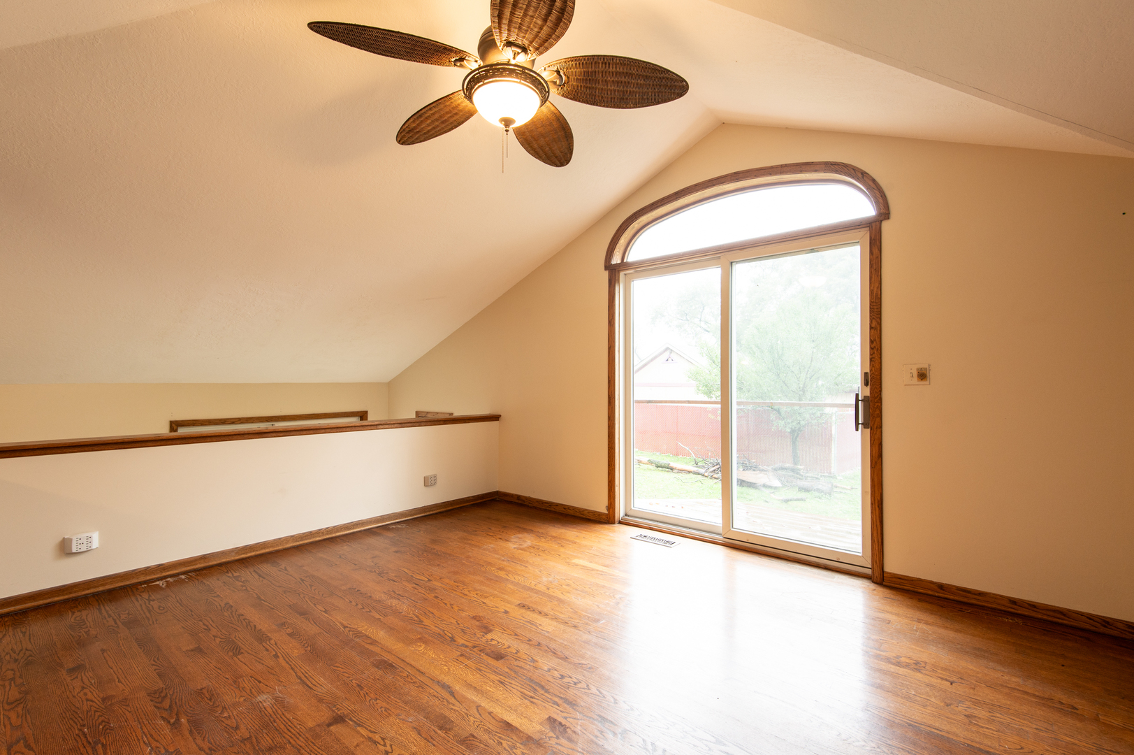 9518 S 89th Avenue, Palos Hills, IL 60465