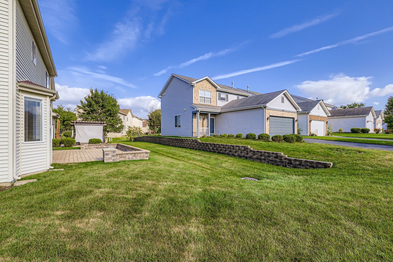 323 W Norwell Lane, Round Lake, IL 60073