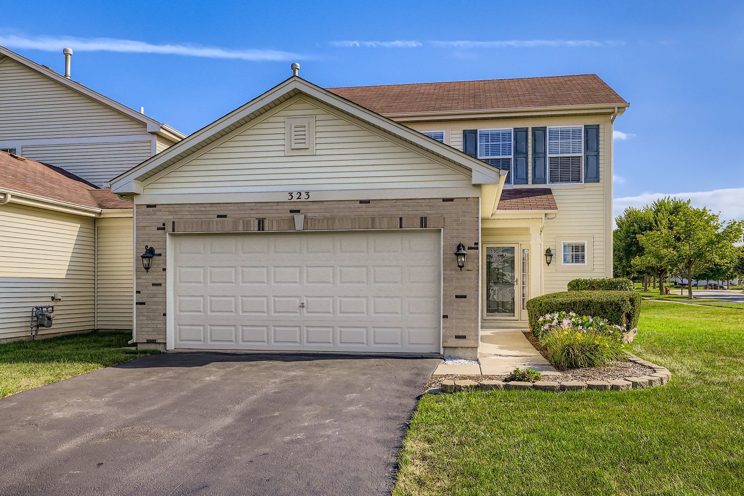323 W Norwell Lane, Round Lake, IL 60073
