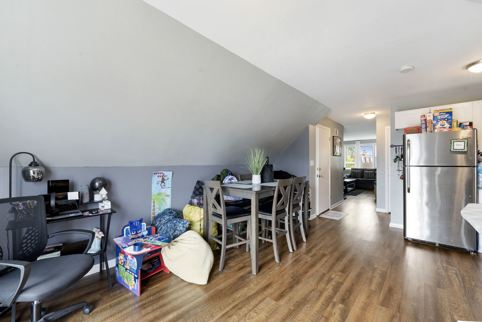 1710 N 23rd Avenue, Melrose Park, IL 60160