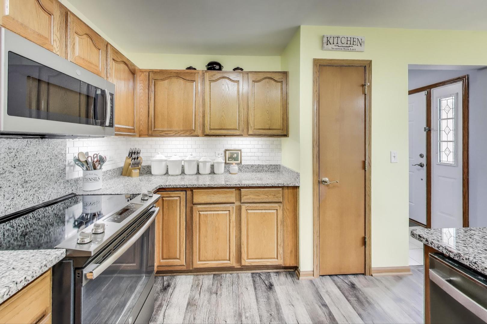 13453 S Tall Pines Lane, Plainfield, IL 60544