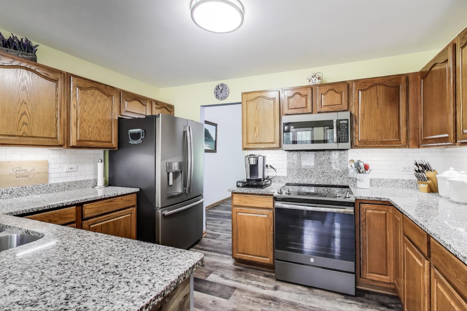 13453 S Tall Pines Lane, Plainfield, IL 60544