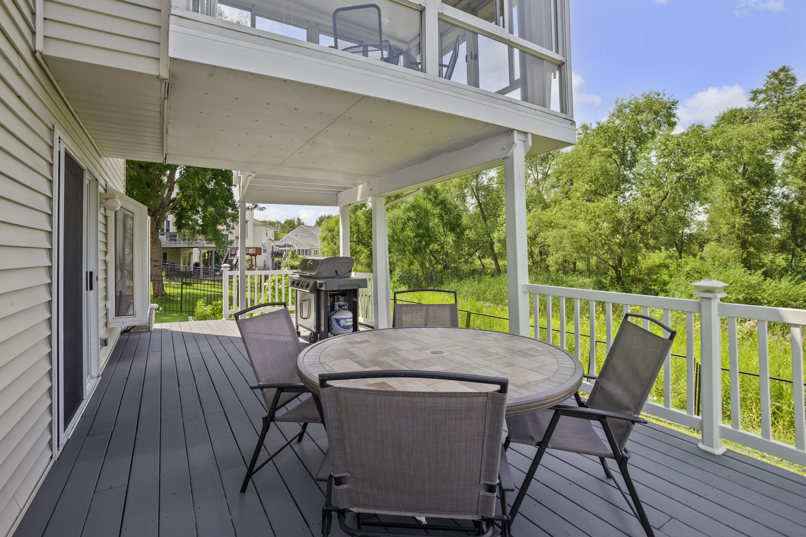 1910 Prairie Path Lane, Carpentersville, IL 60110