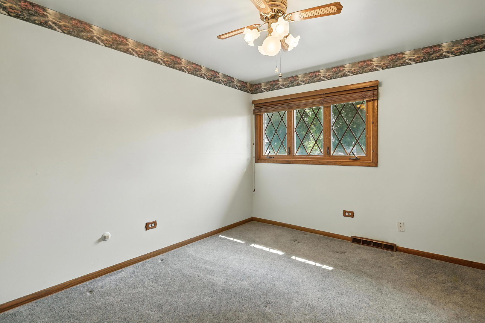 7960 W Ponderosa Court, Orland Park, IL 60462