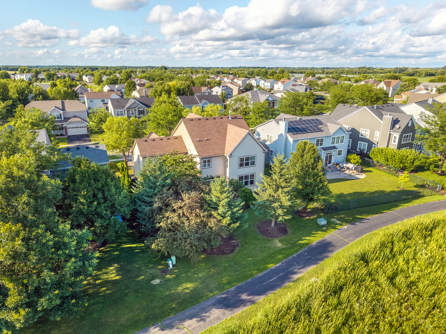 11253 Victoria Lane, Huntley, IL 60142