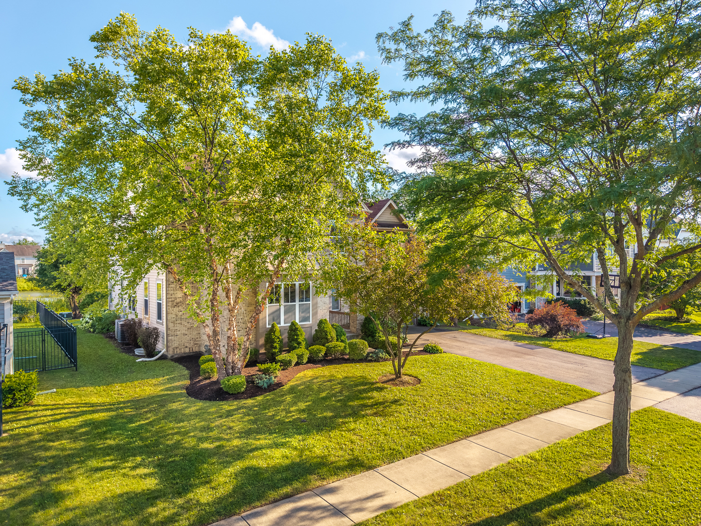 11253 Victoria Lane, Huntley, IL 60142
