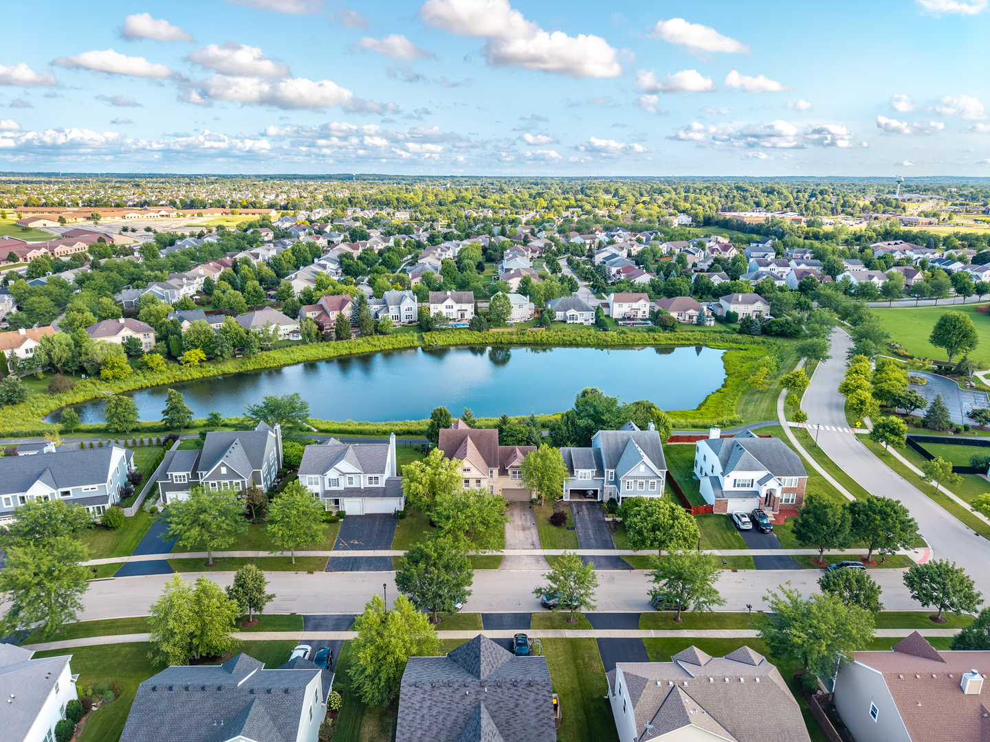 11253 Victoria Lane, Huntley, IL 60142