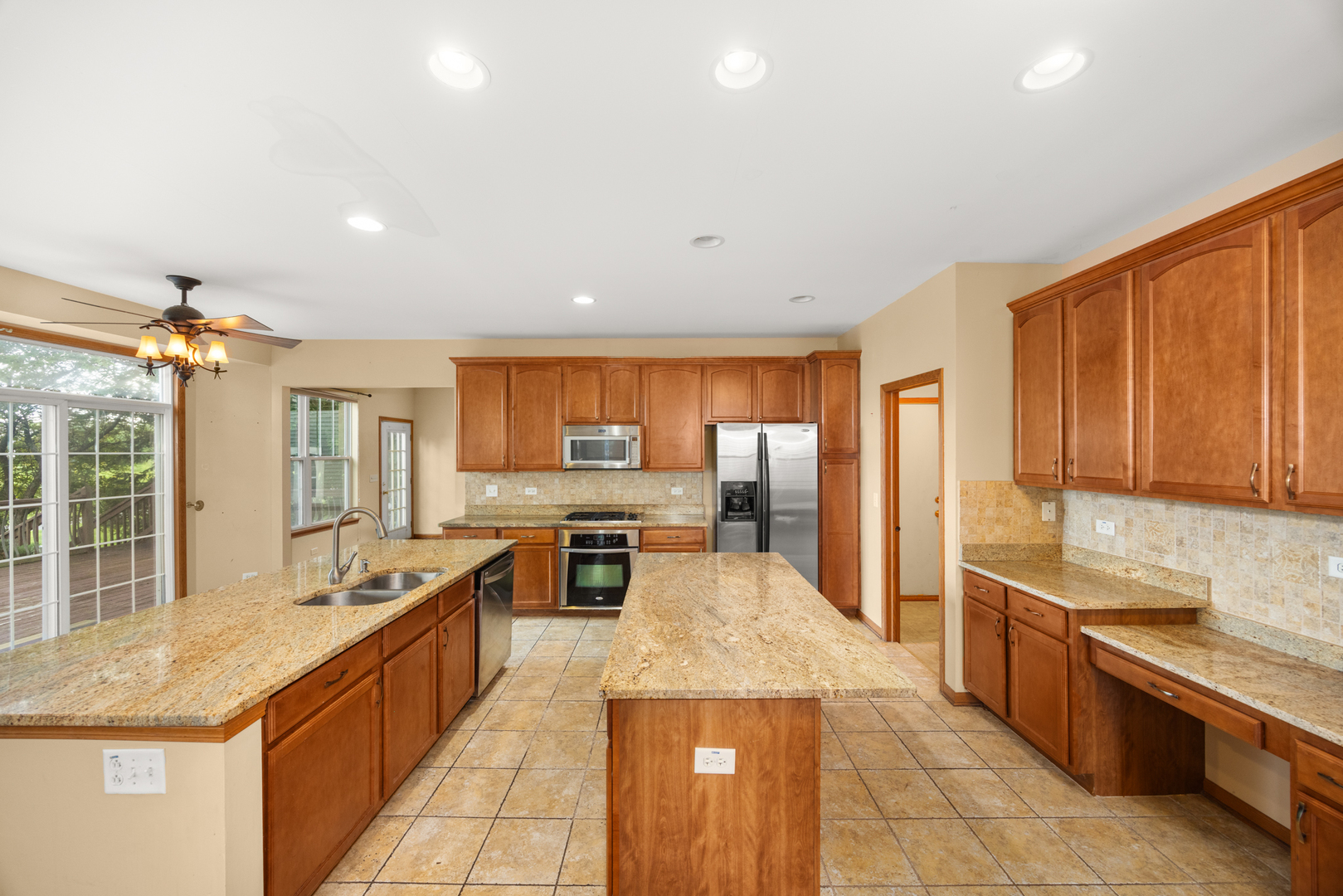 11253 Victoria Lane, Huntley, IL 60142