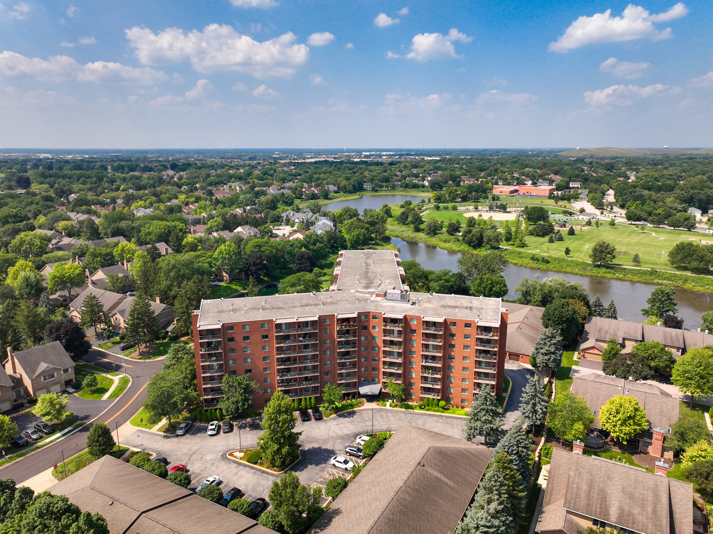 1 Bloomingdale Place #301, Bloomingdale, IL 60108