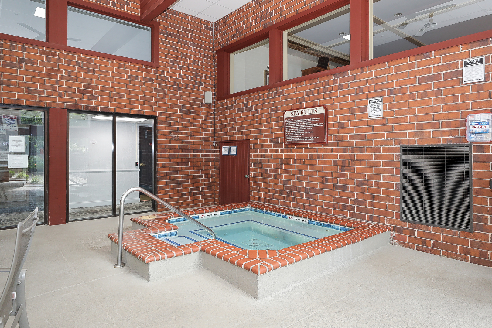 1 Bloomingdale Place #301, Bloomingdale, IL 60108