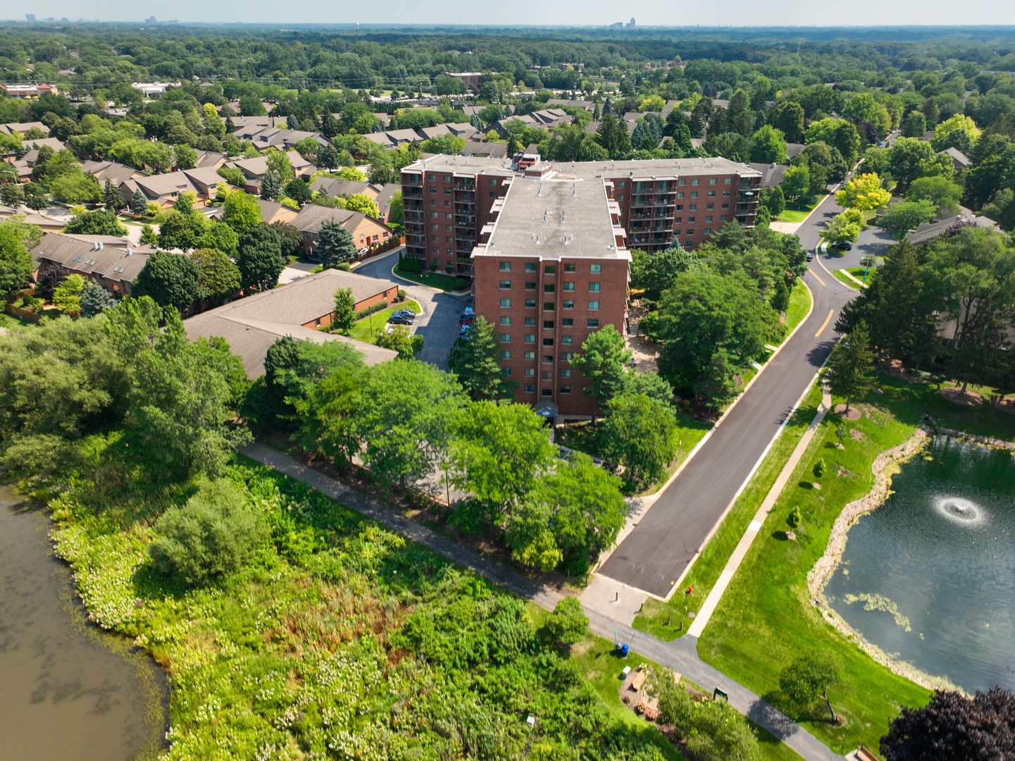 1 Bloomingdale Place #301, Bloomingdale, IL 60108